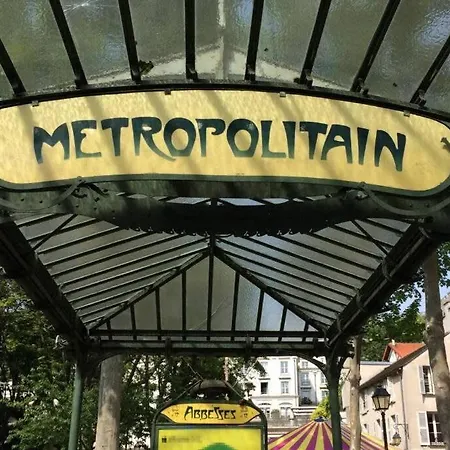 Cmg Butte Montmartre Berthe I *